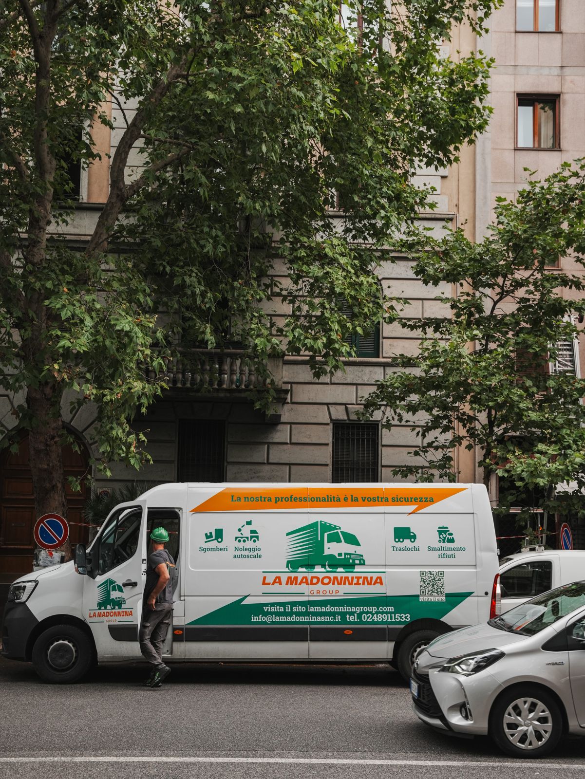 Scopri di più sull'articolo Noleggio Autoscale a Peschiera Borromeo | Anche Urgente